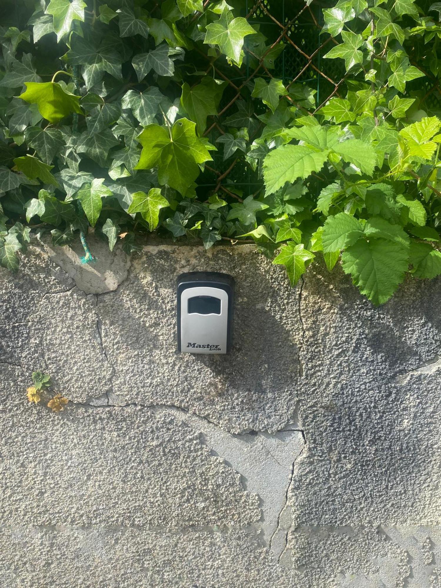 Appartement Entier 2 Chambres Chez Zarius Athis-Mons Kültér fotó